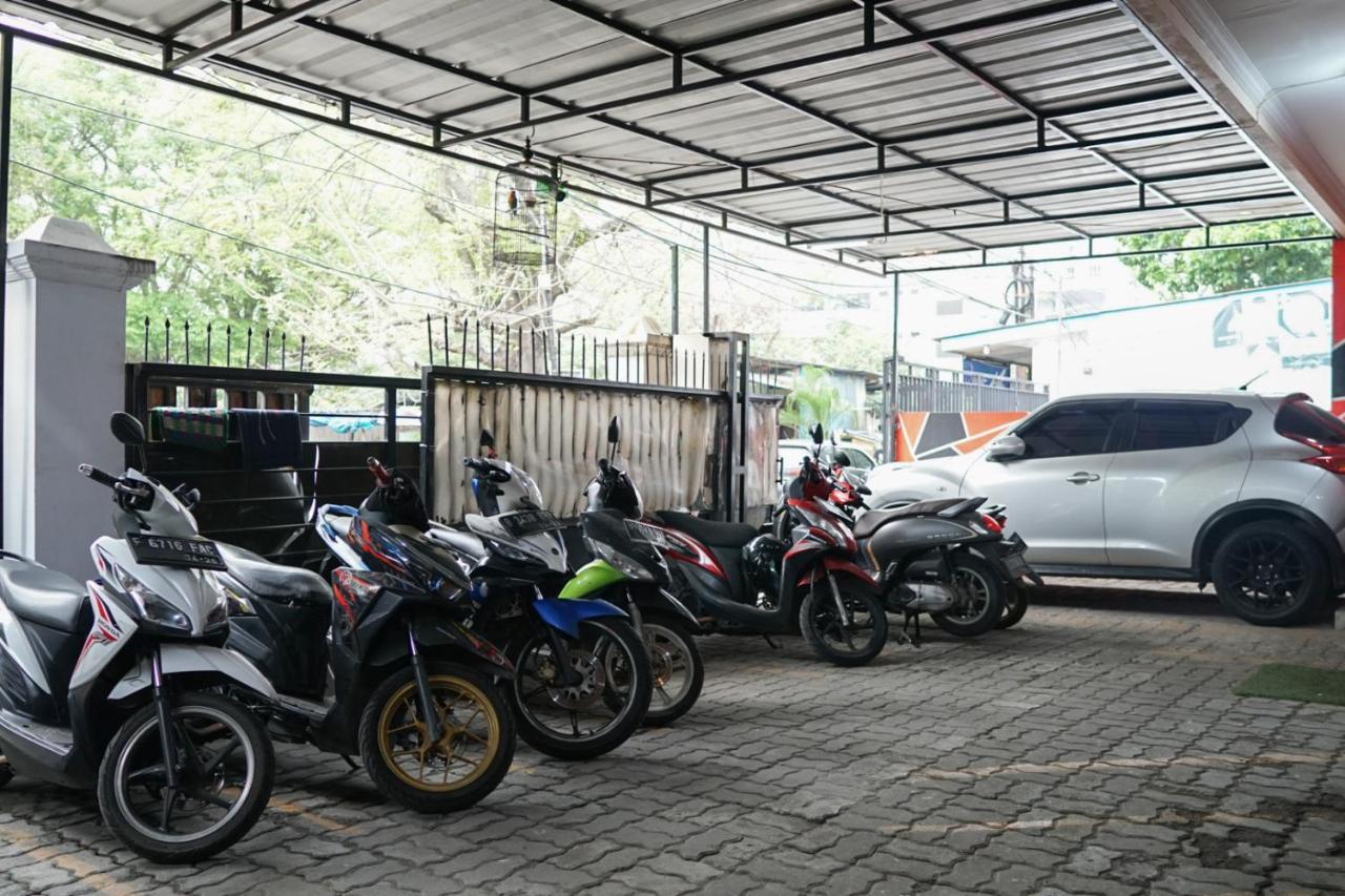 Cosmo Tanjung Duren Mitra Reddoorz Jakarta Eksteriør bilde