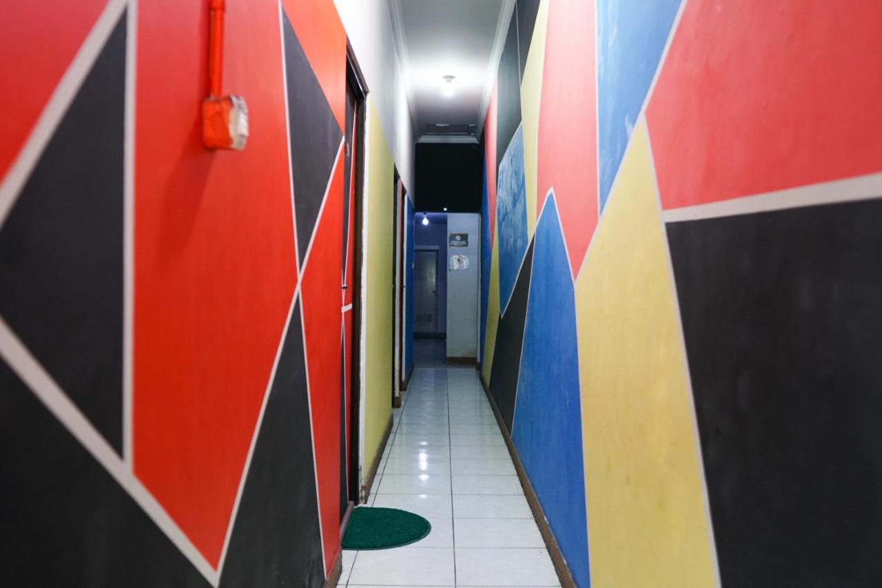 Cosmo Tanjung Duren Mitra Reddoorz Jakarta Eksteriør bilde