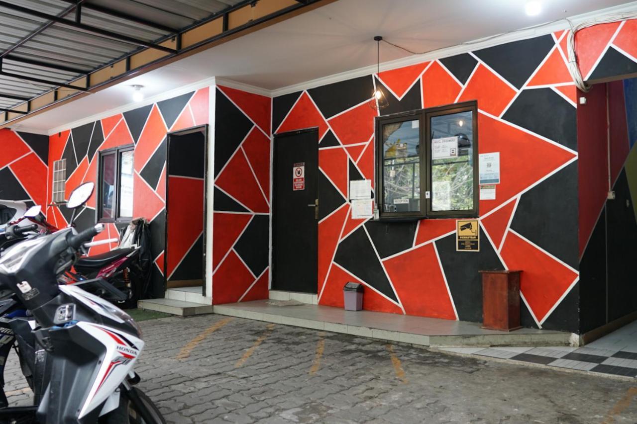 Cosmo Tanjung Duren Mitra Reddoorz Jakarta Eksteriør bilde